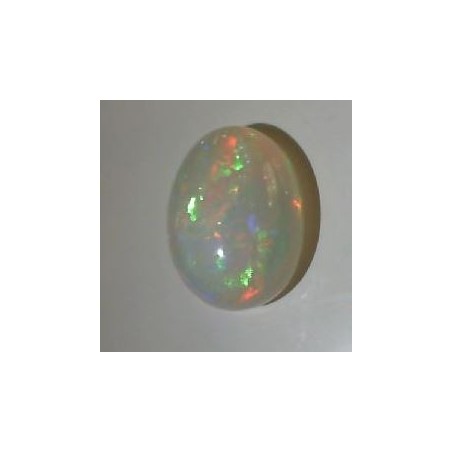 Opale ovale 5.03 carats